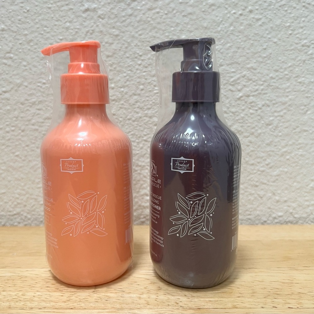 Royale Hair Rescue Shampoo and Conditioner Set (250 ml/ 8.45 fl oz each)